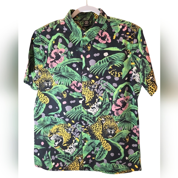 NEFF MENS LEOPARD PRINT BUTTON-DOWN SHORT SLEEVE SHIRT M - Picture 2 of 5